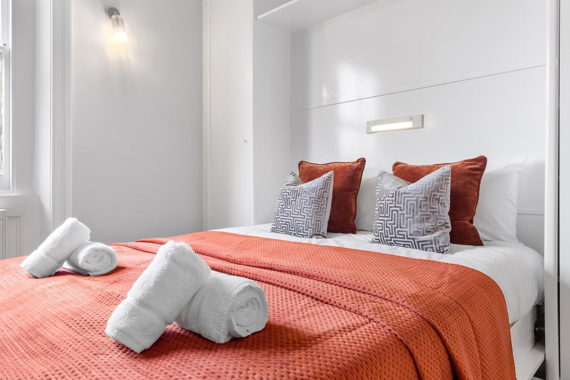 The Kensington - Unico Residences