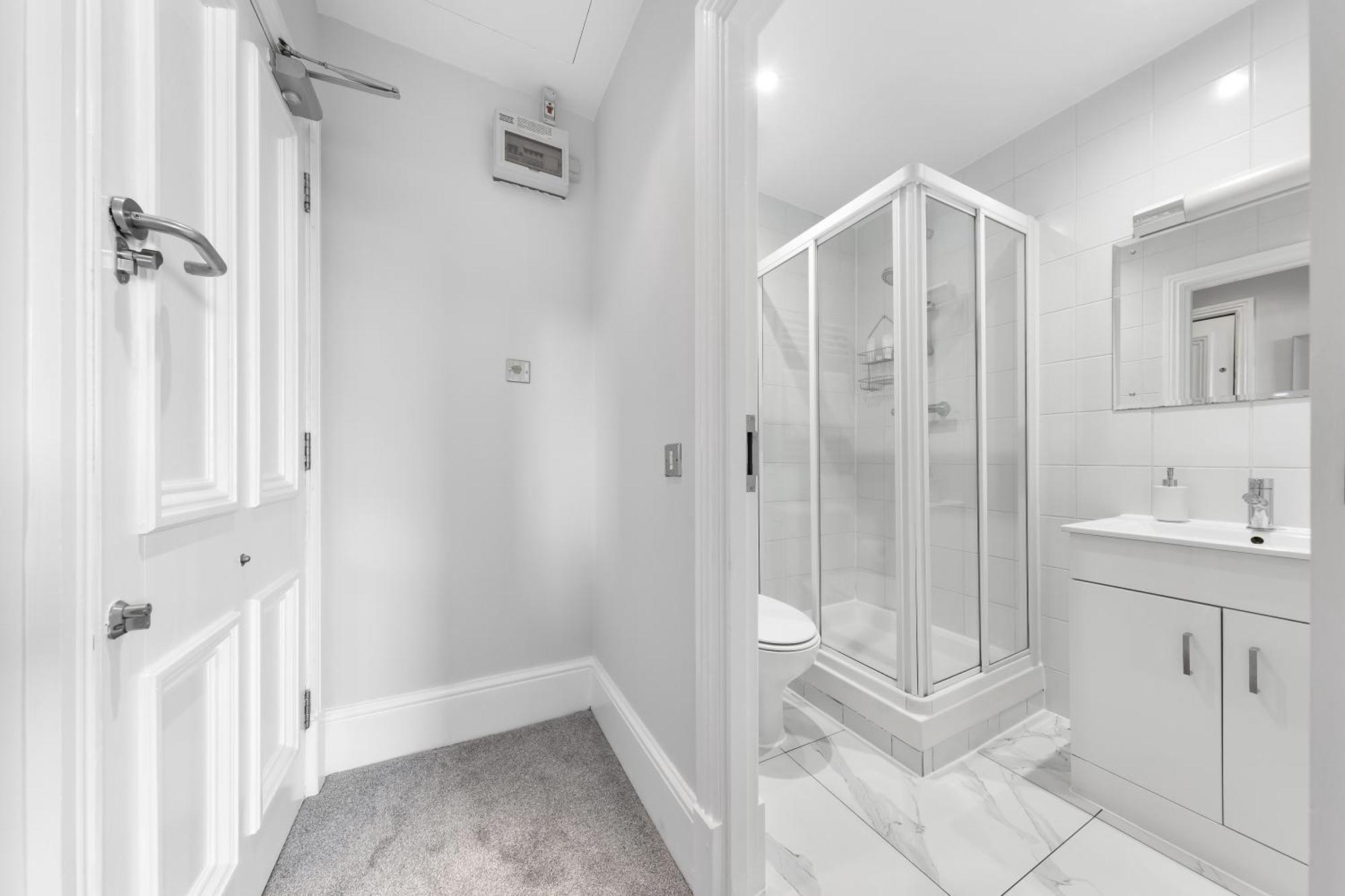 The Kensington - Unico Residences